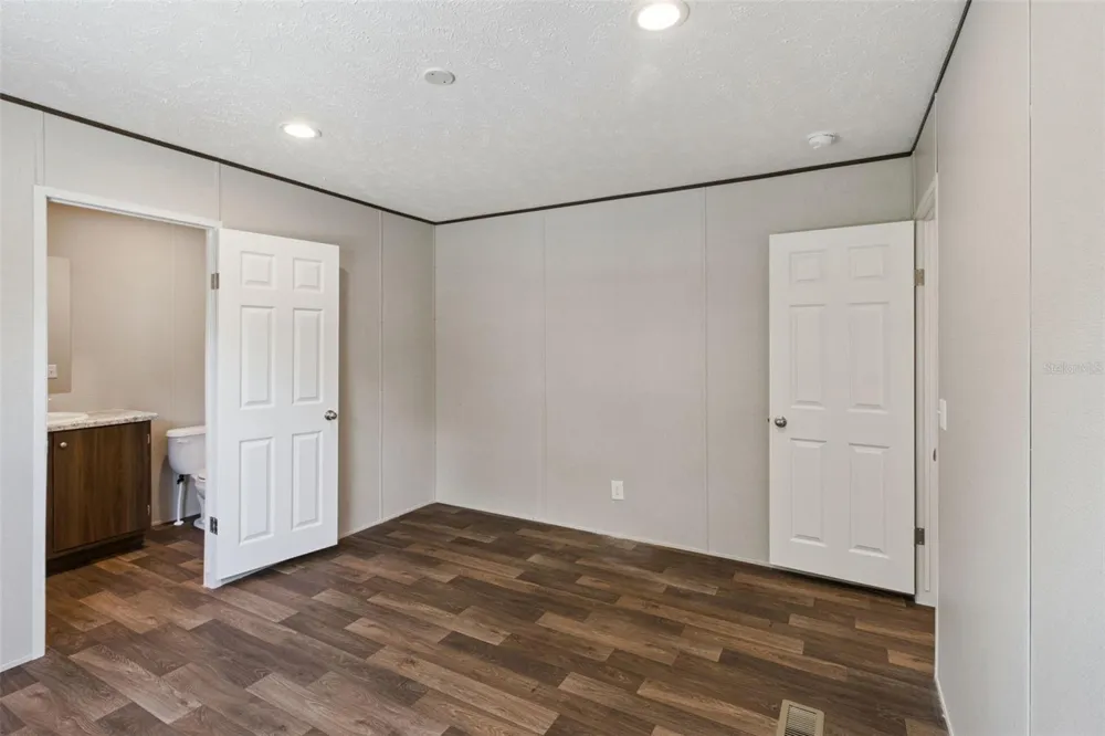 80 AMERICAN WAY Frostproof, FL 33843