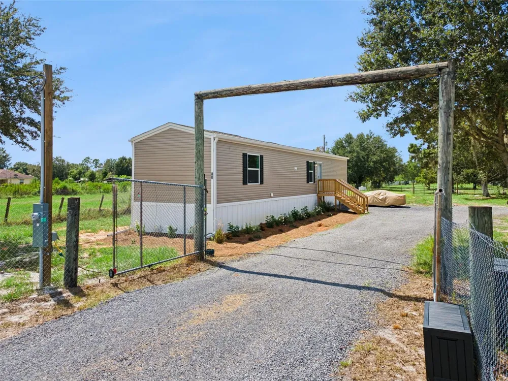 80 AMERICAN WAY Frostproof, FL 33843