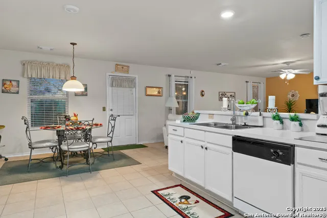 4919 Orchid Star San Antonio, TX 78218