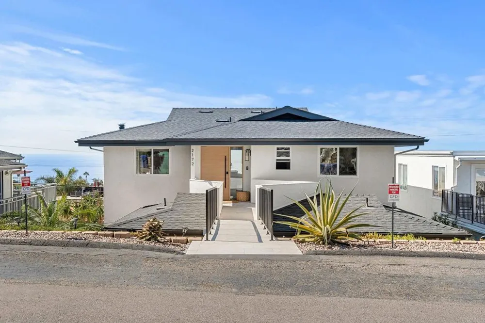 2172 Oxford Avenue Cardiff by the Sea, CA 92007