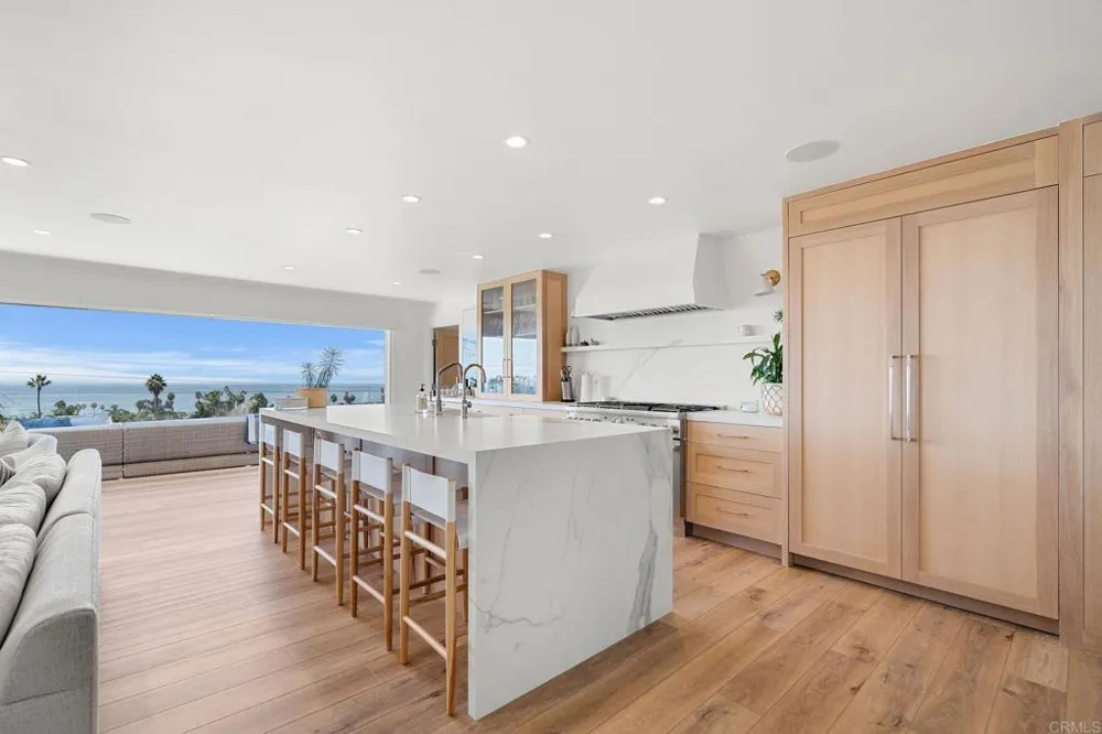 2172 Oxford Avenue Cardiff by the Sea, CA 92007