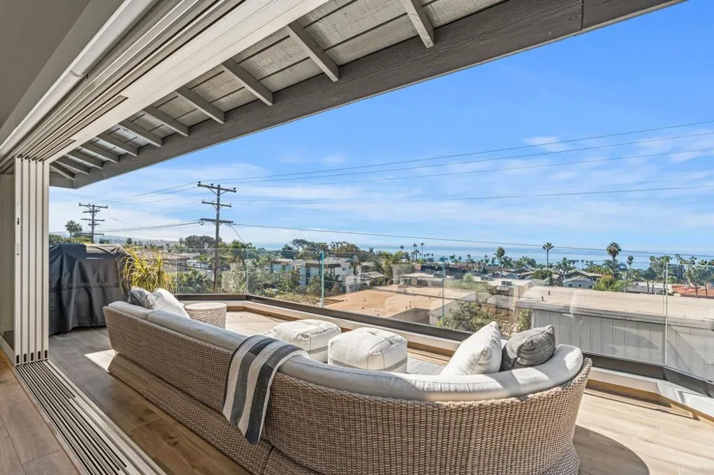 2172 Oxford Avenue Cardiff by the Sea, CA 92007
