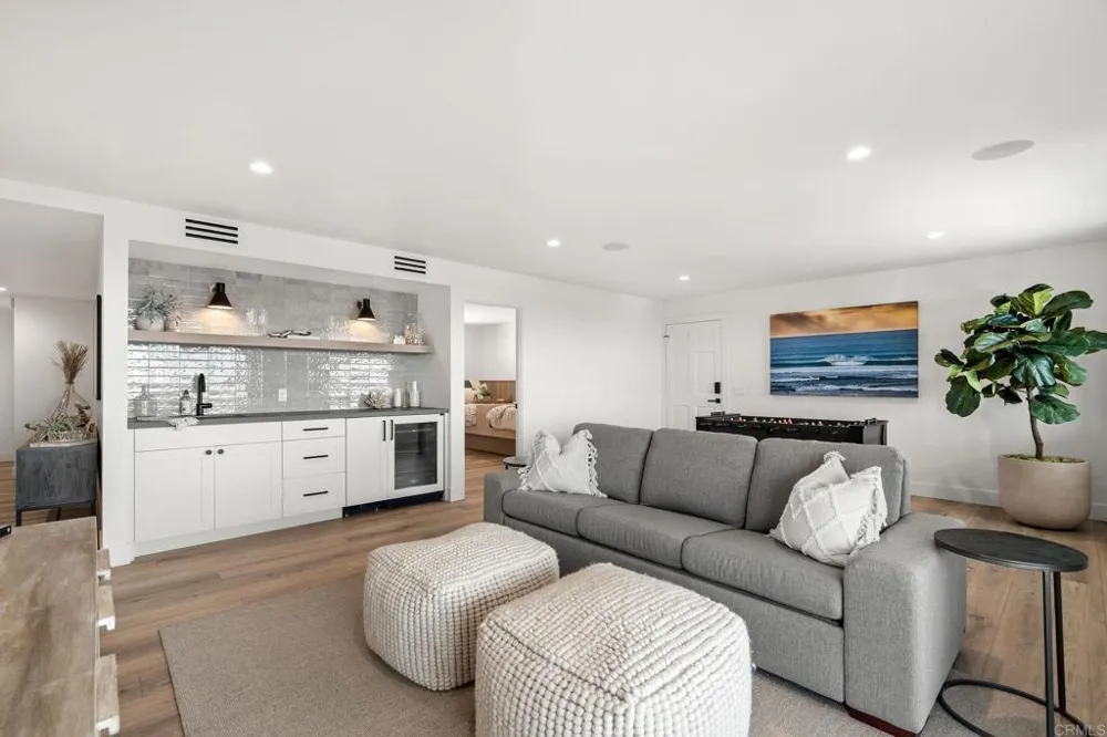 2172 Oxford Avenue Cardiff by the Sea, CA 92007