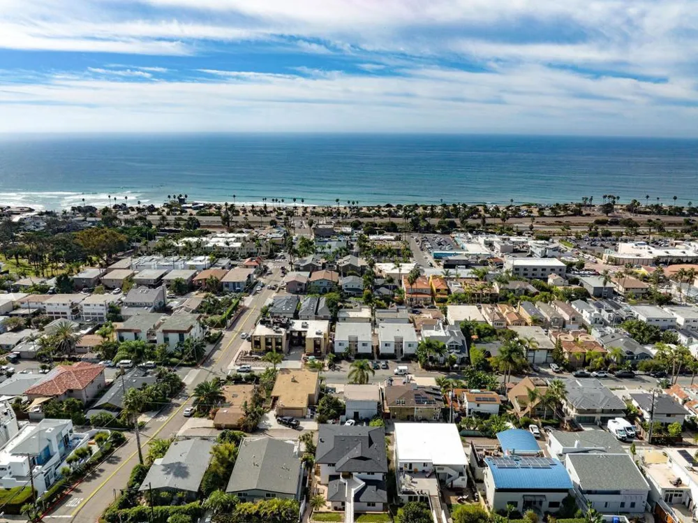 2172 Oxford Avenue Cardiff by the Sea, CA 92007
