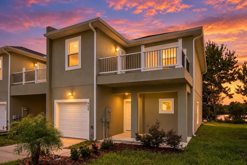 458 LAKE SHORE PARKWAY Davenport, FL 33896