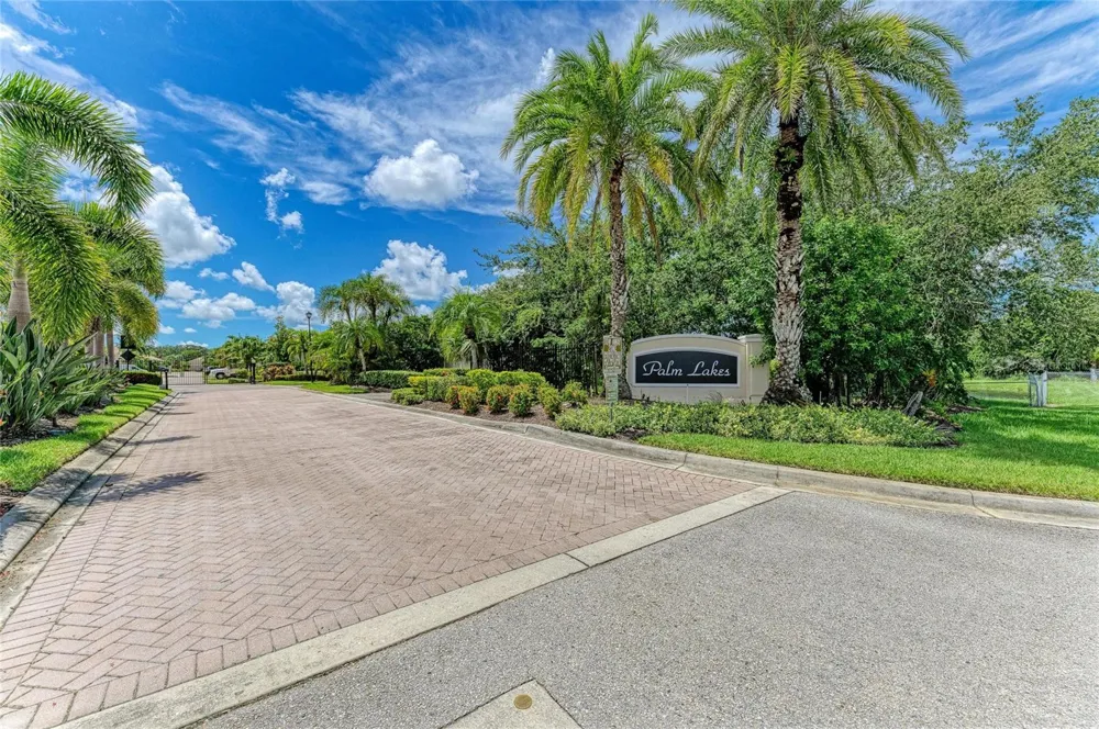 7751 33RD STREET E Sarasota, FL 34243