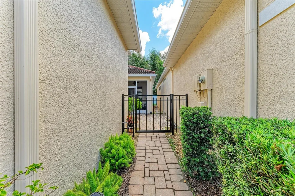 7751 33RD STREET E Sarasota, FL 34243