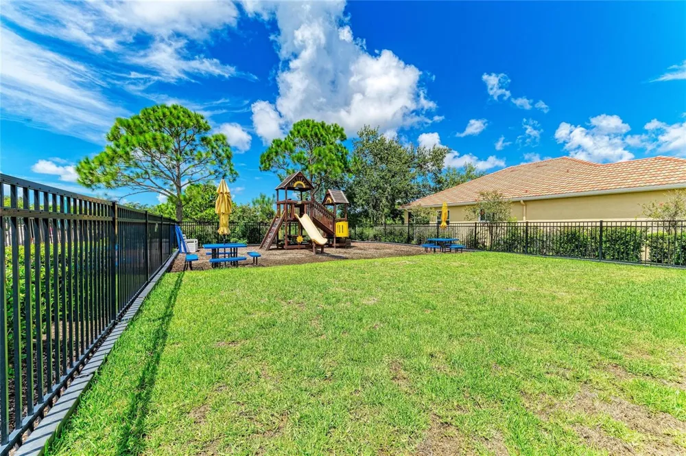 7751 33RD STREET E Sarasota, FL 34243