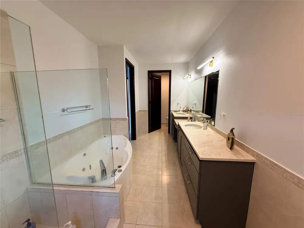 Alambra ALAMBRA STREET #76 Guaynabo, PR 00971