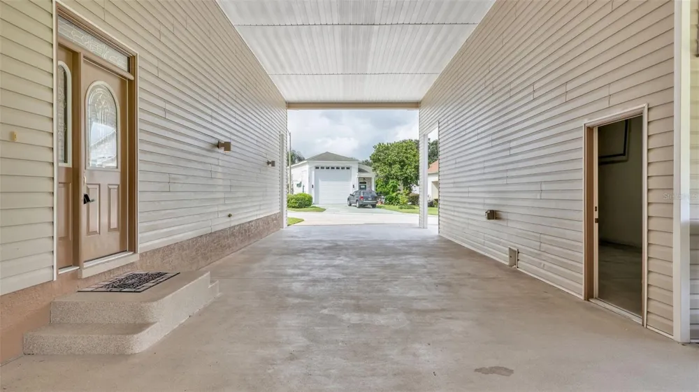 1239 MOTORCOACH DRIVE Polk City, FL 33868