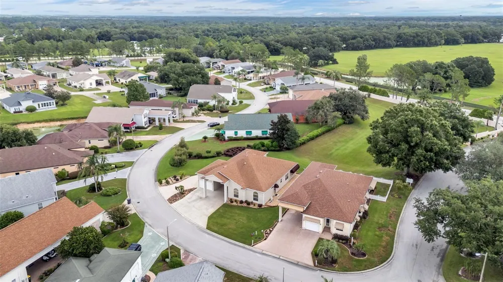 1239 MOTORCOACH DRIVE Polk City, FL 33868