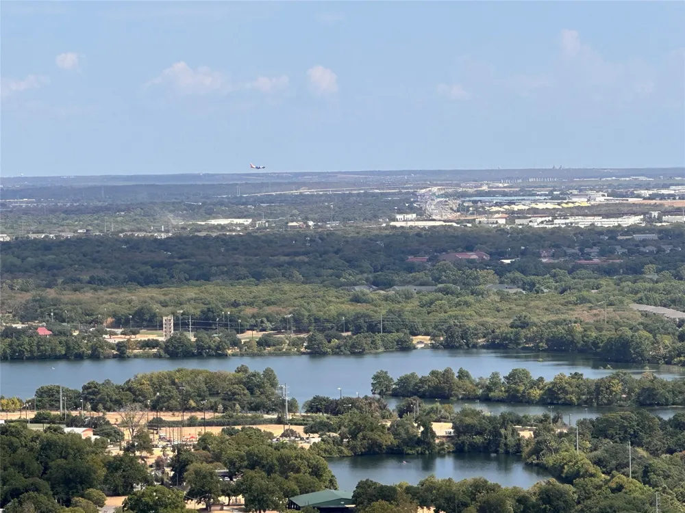 44 East Avenue #4305 Austin, TX 78701
