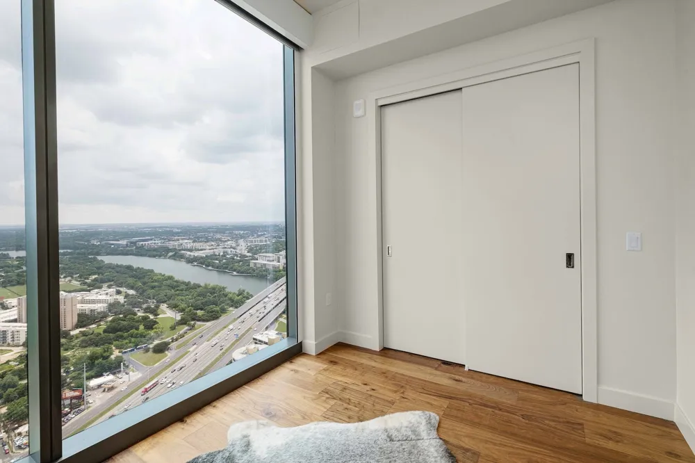 44 East Avenue #4305 Austin, TX 78701