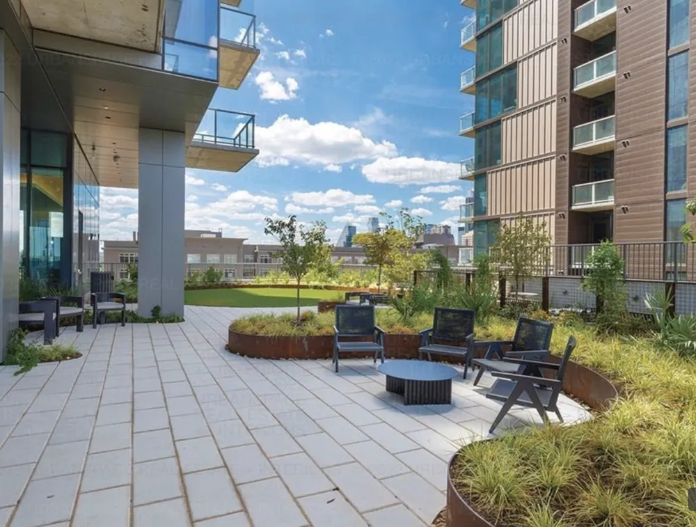 44 East Avenue #4305 Austin, TX 78701