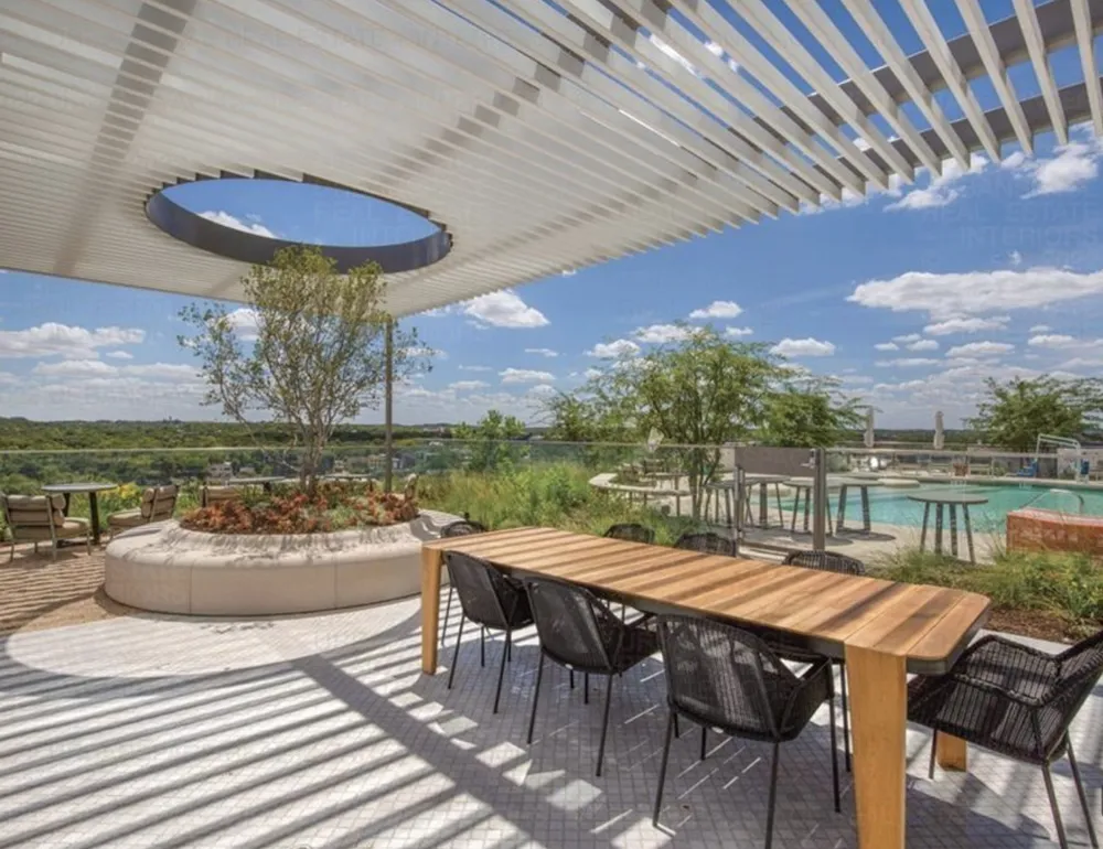 44 East Avenue #4305 Austin, TX 78701