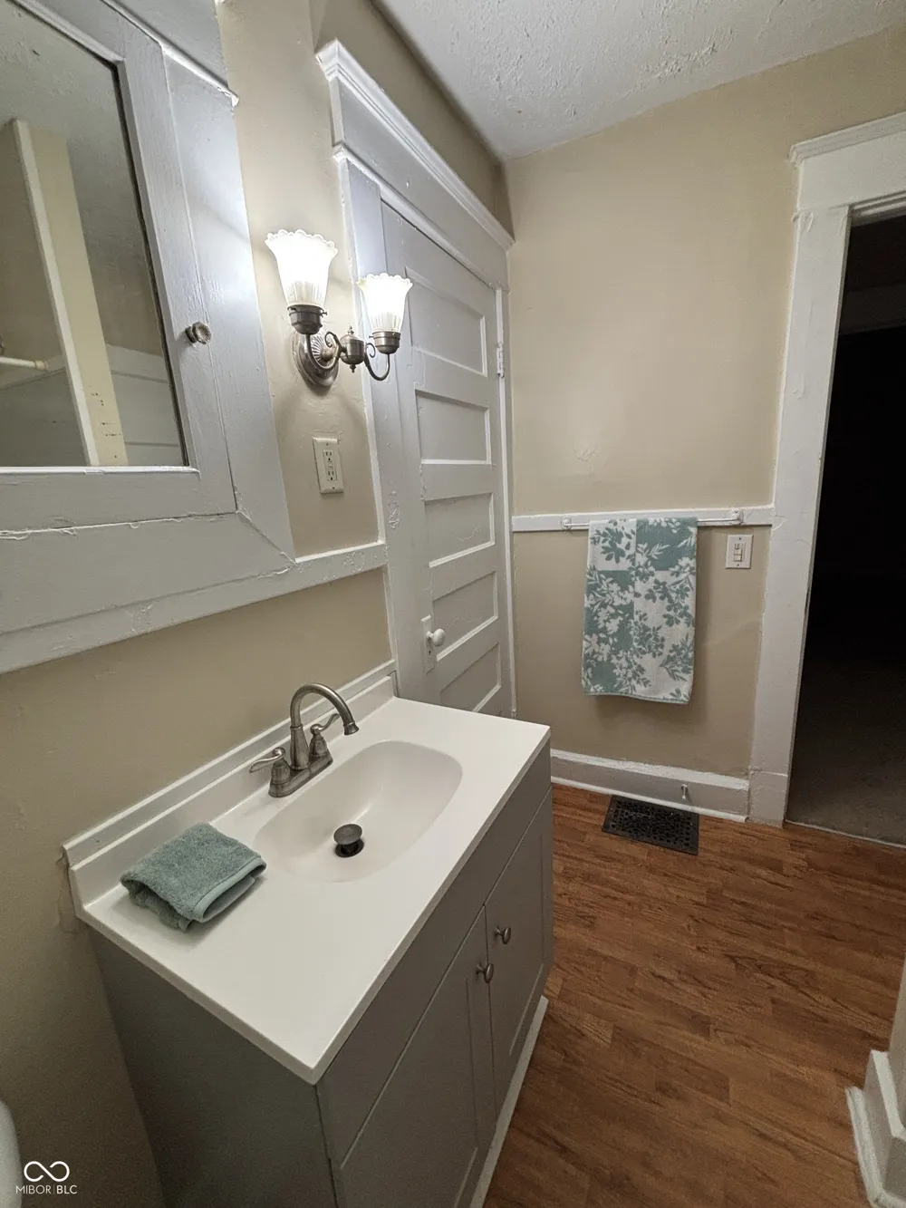 2937 Park Avenue Indianapolis, IN 46205