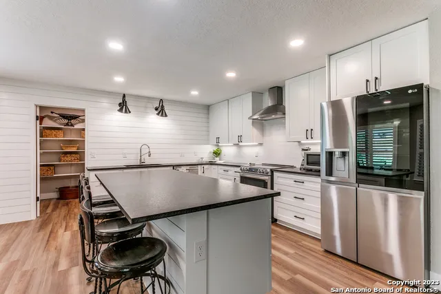 7619 Valley Trails St San Antonio, TX 78250
