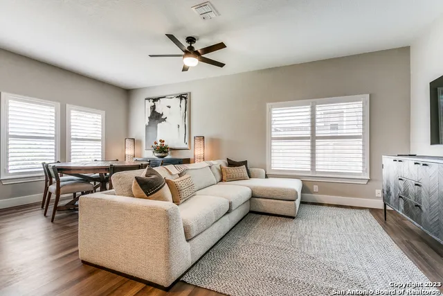 7619 Valley Trails St San Antonio, TX 78250