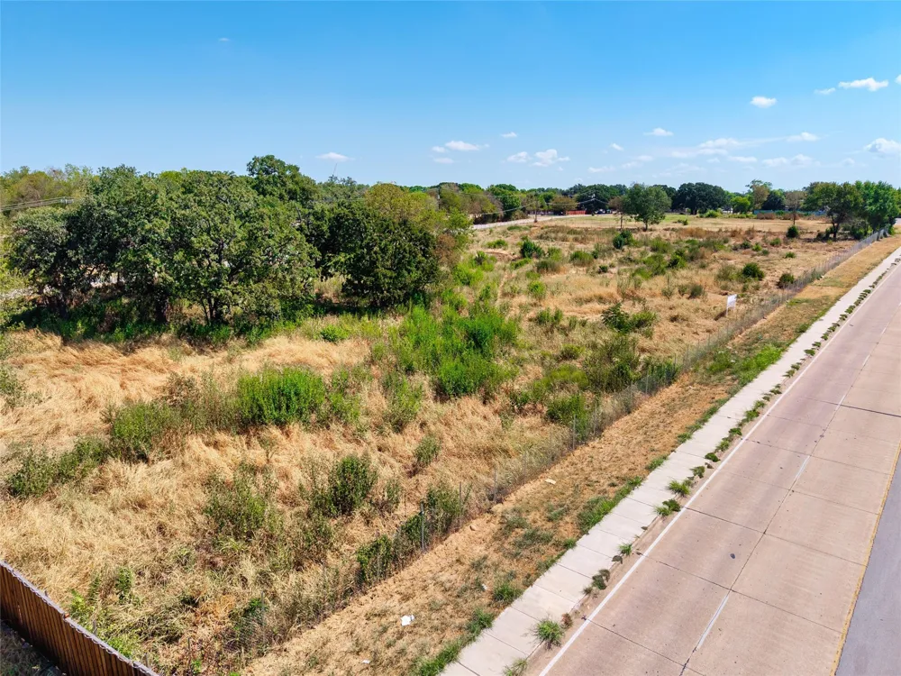 9508 Silver Falls Boulevard Dallas, TX 75217