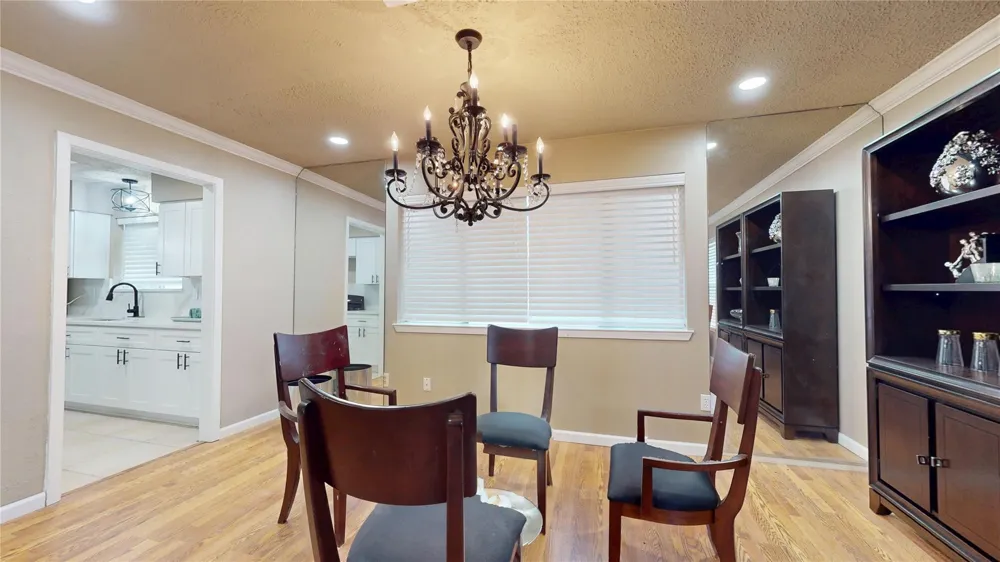 1022 Manorglen Drive Missouri City, TX 77489