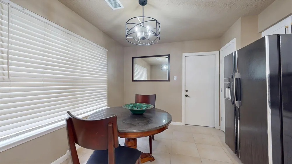 1022 Manorglen Drive Missouri City, TX 77489