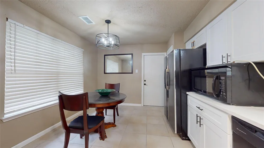 1022 Manorglen Drive Missouri City, TX 77489