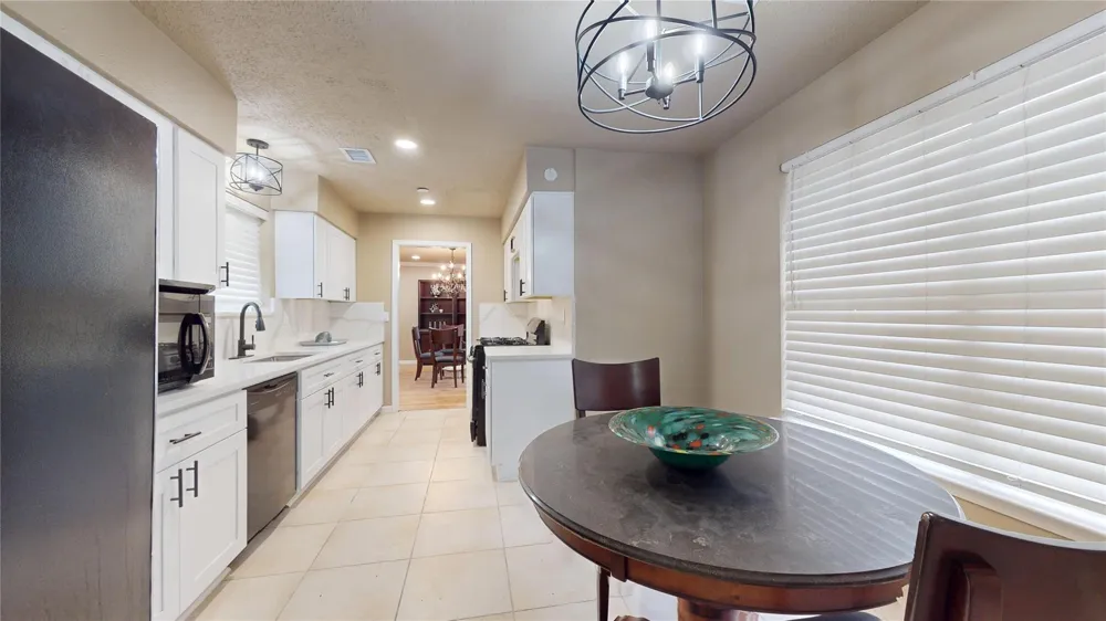 1022 Manorglen Drive Missouri City, TX 77489