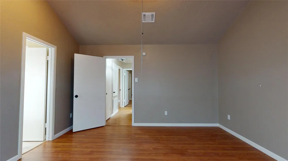 1022 Manorglen Drive Missouri City, TX 77489