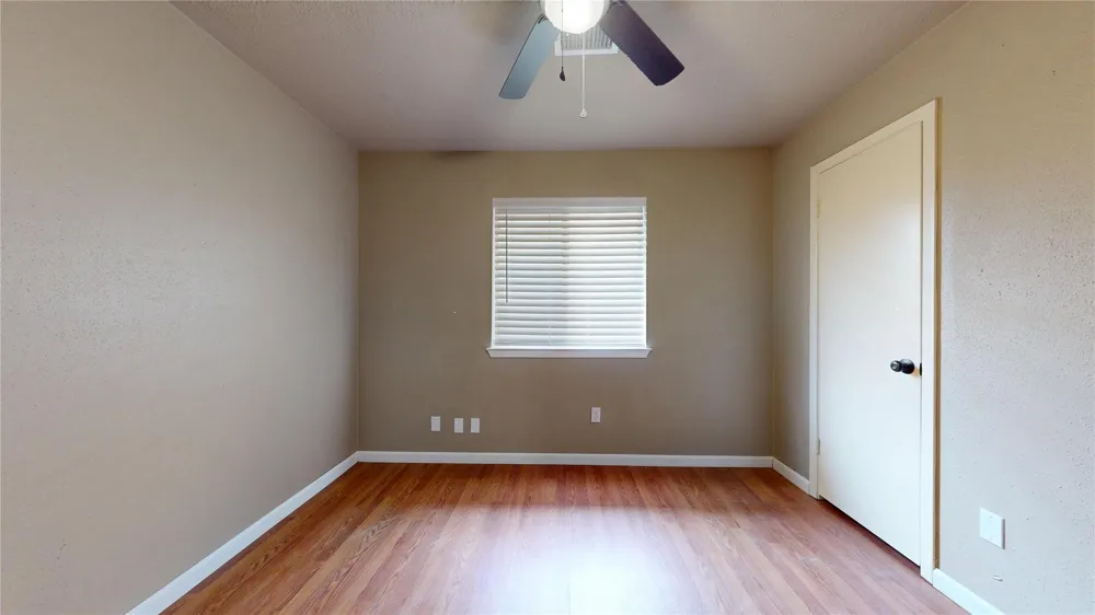 1022 Manorglen Drive Missouri City, TX 77489