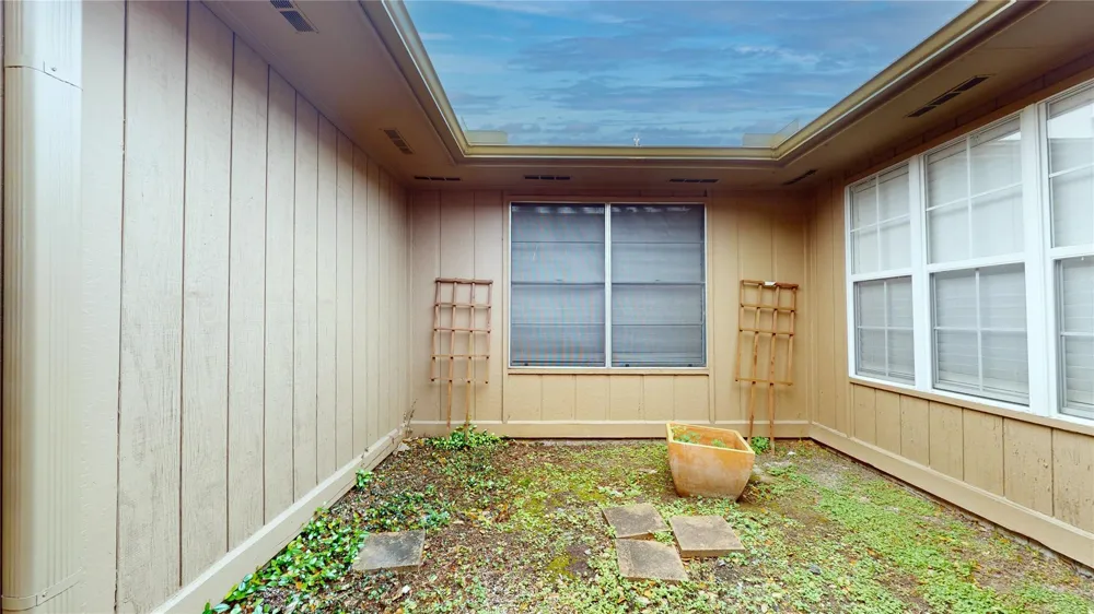 1022 Manorglen Drive Missouri City, TX 77489