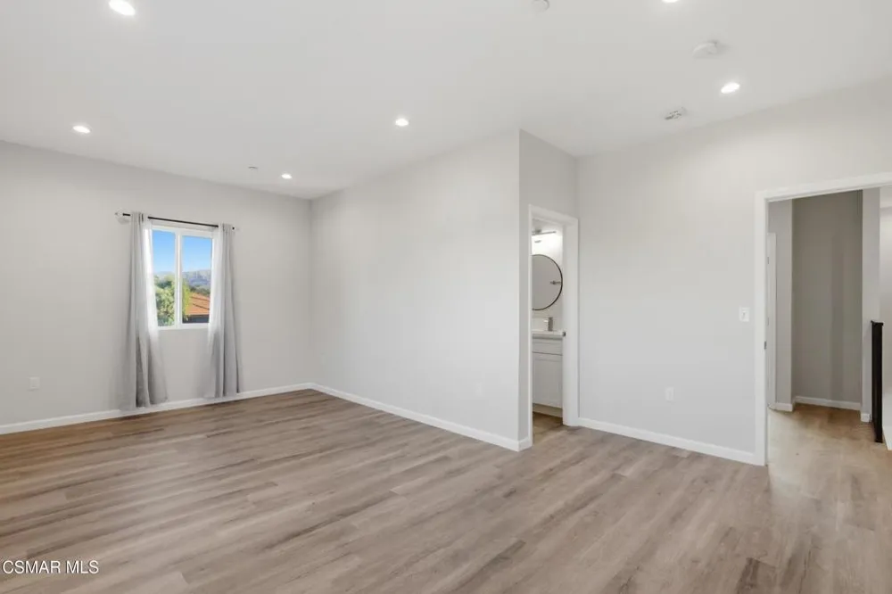 1740 Patricia Avenue #1-6 Simi Valley, CA 93065