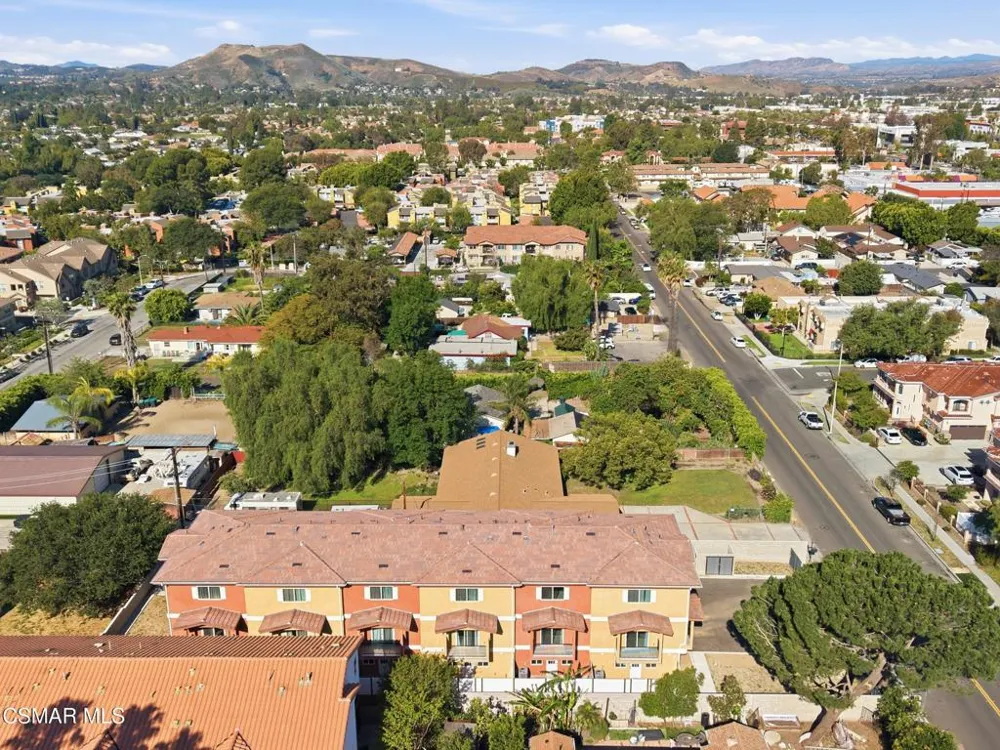 1740 Patricia Avenue #1-6 Simi Valley, CA 93065
