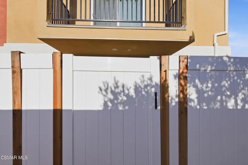 1740 Patricia Avenue #1-6 Simi Valley, CA 93065