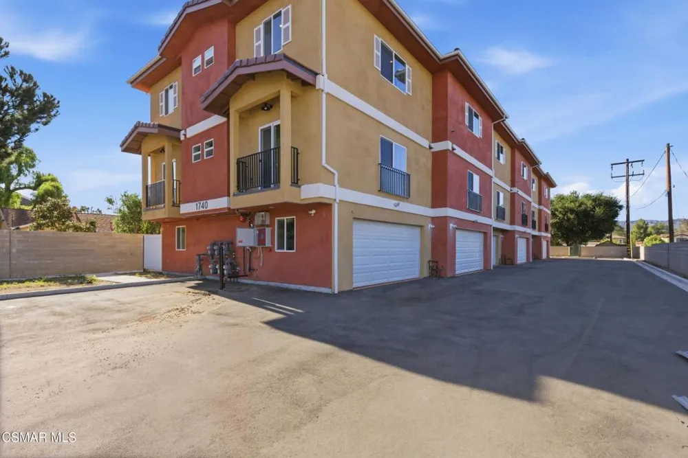 1740 Patricia Avenue #1-6 Simi Valley, CA 93065