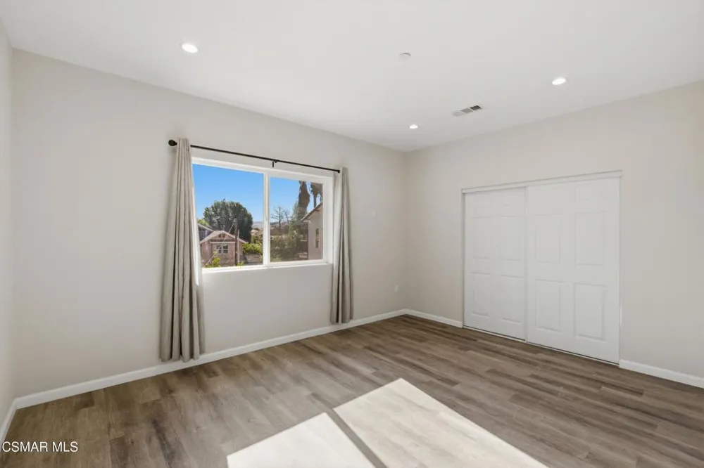 1740 Patricia Avenue #1-6 Simi Valley, CA 93065