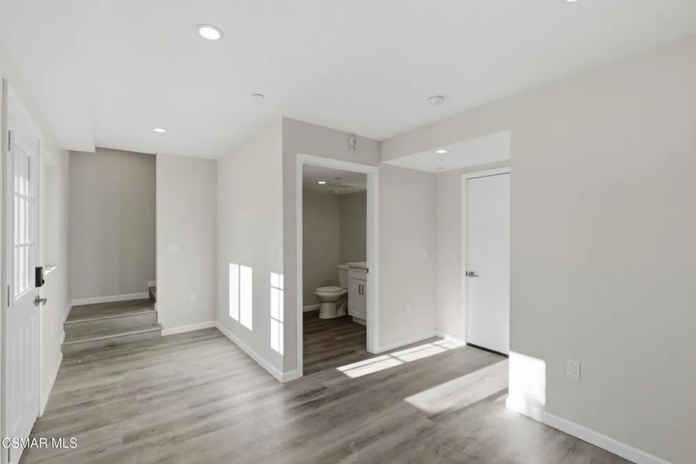 1740 Patricia Avenue #1-6 Simi Valley, CA 93065