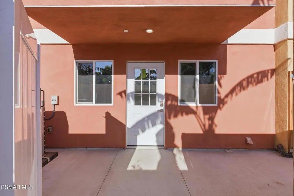 1740 Patricia Avenue #1-6 Simi Valley, CA 93065