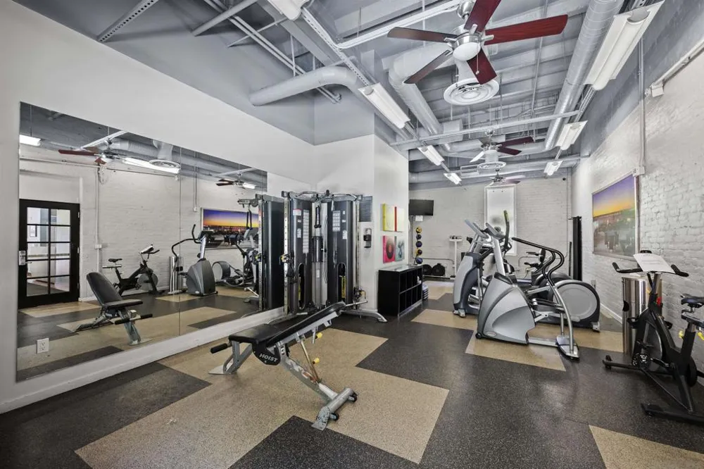 1431 Pacific Hwy #406 San Diego, CA 92101