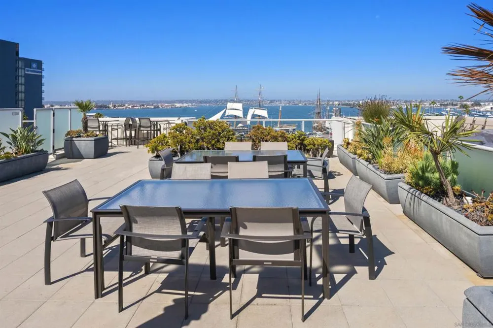 1431 Pacific Hwy #406 San Diego, CA 92101