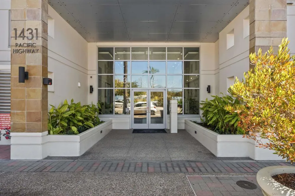1431 Pacific Hwy #406 San Diego, CA 92101