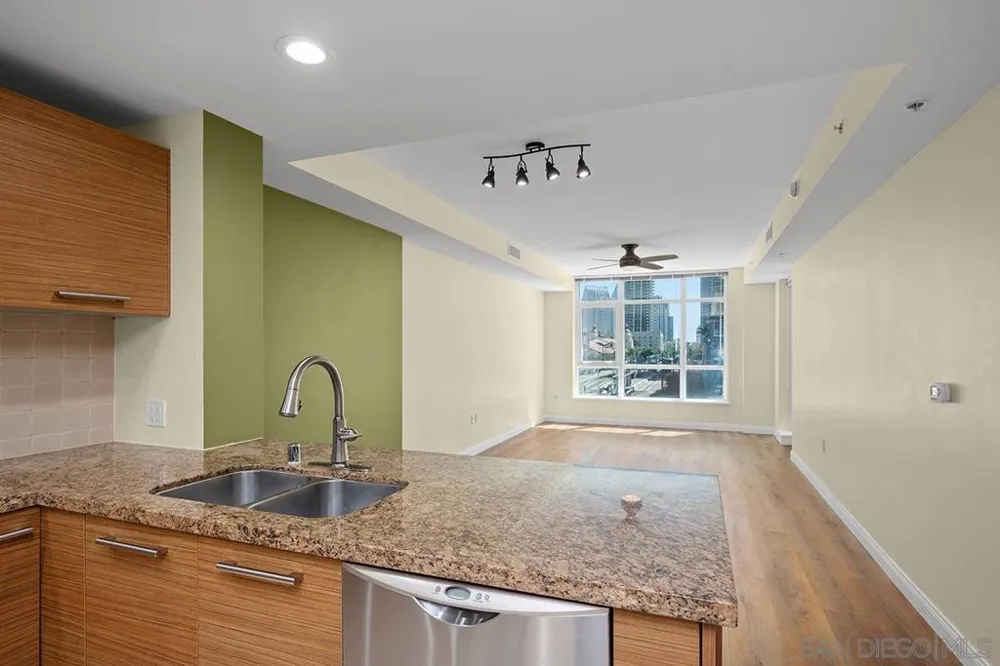 1431 Pacific Hwy #406 San Diego, CA 92101