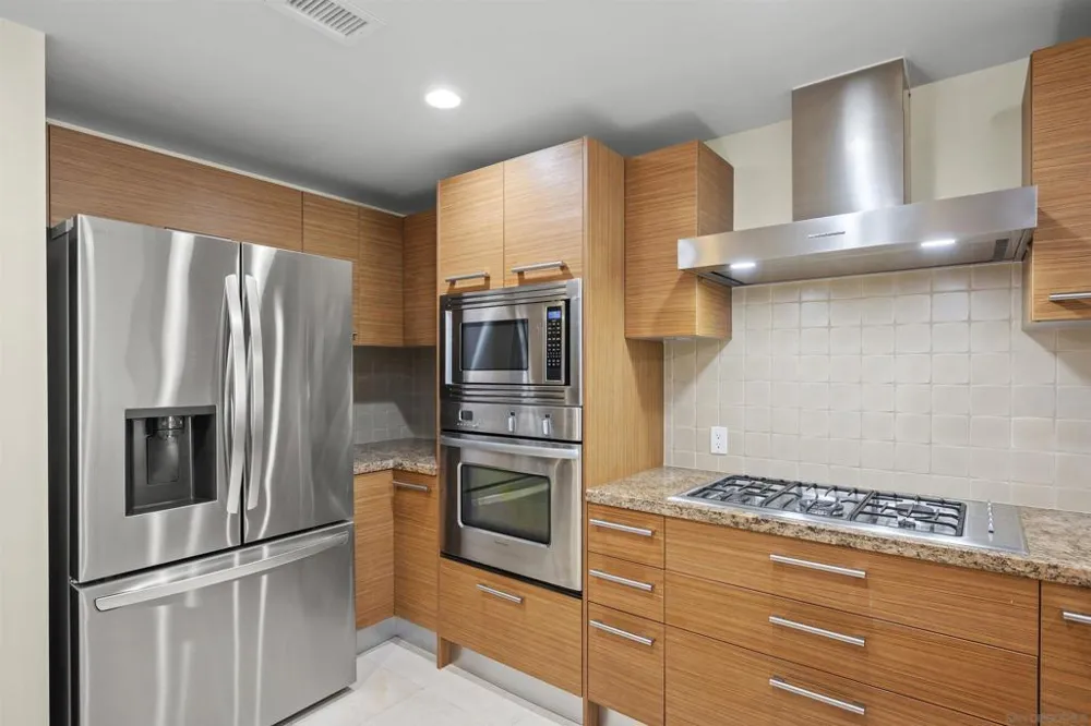 1431 Pacific Hwy #406 San Diego, CA 92101