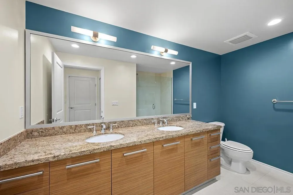 1431 Pacific Hwy #406 San Diego, CA 92101