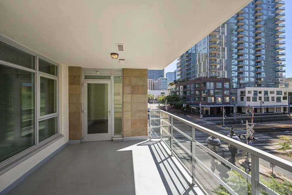 1431 Pacific Hwy #406 San Diego, CA 92101