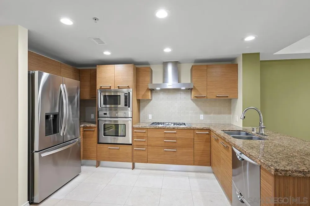 1431 Pacific Hwy #406 San Diego, CA 92101