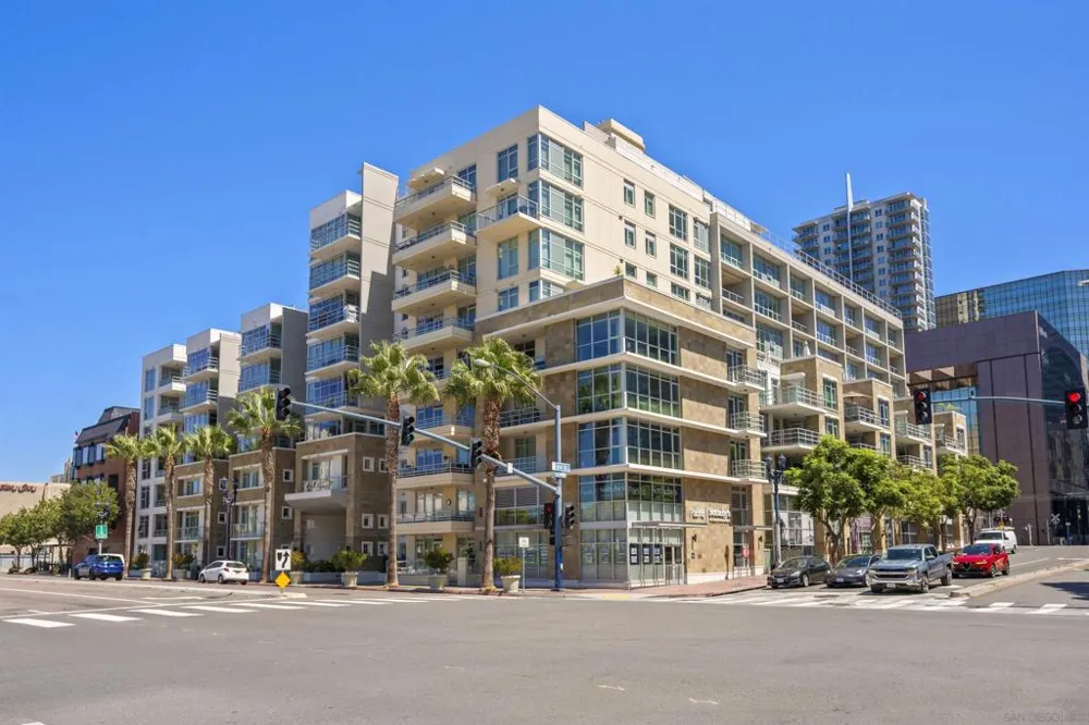 1431 Pacific Hwy #406 San Diego, CA 92101