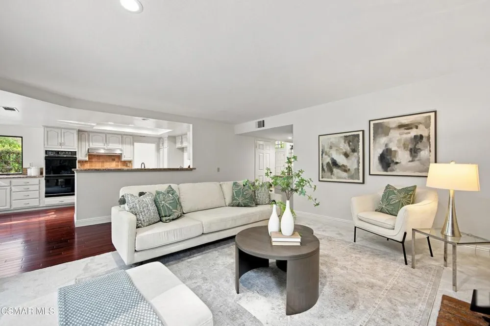 2714 Knightsbridge Avenue Thousand Oaks, CA 91362