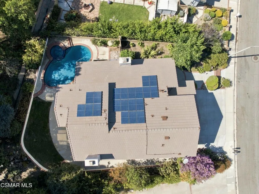 2714 Knightsbridge Avenue Thousand Oaks, CA 91362