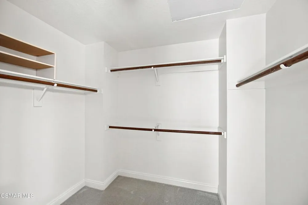 2714 Knightsbridge Avenue Thousand Oaks, CA 91362