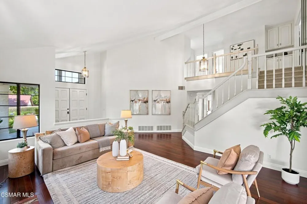 2714 Knightsbridge Avenue Thousand Oaks, CA 91362